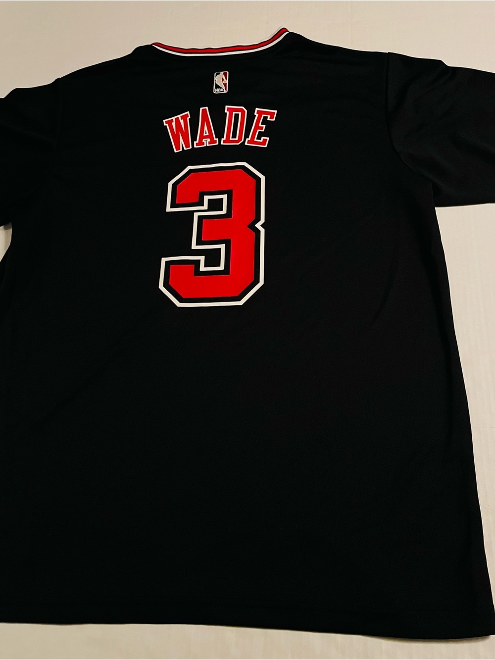 RARE Adidas 2016 Chicago Bulls Dwayne Wade Sleeved Alternate Jersey Shirt LARGE - Picture 7 of 10